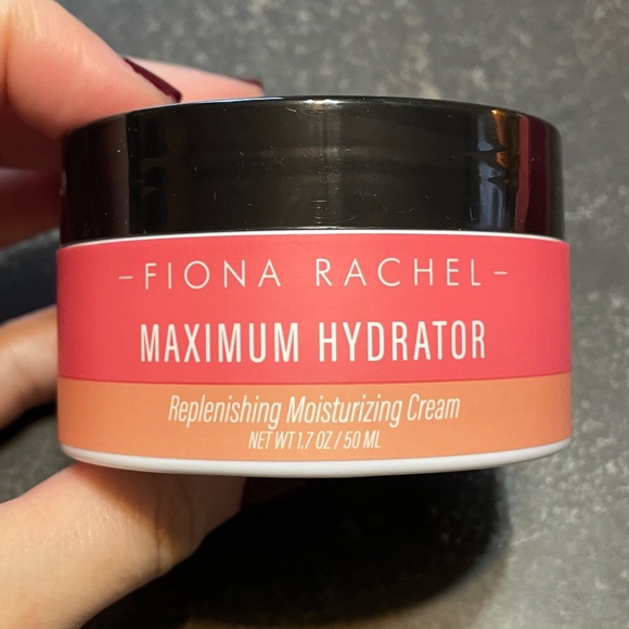 Maximum Hydrator Replenishing Moisturizing Cream - Picture 3 of 6